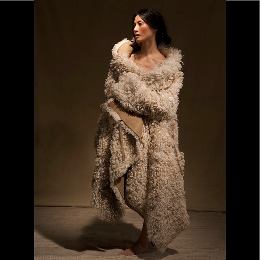 💝HP✨Carole Fakiel shearling maxi coat